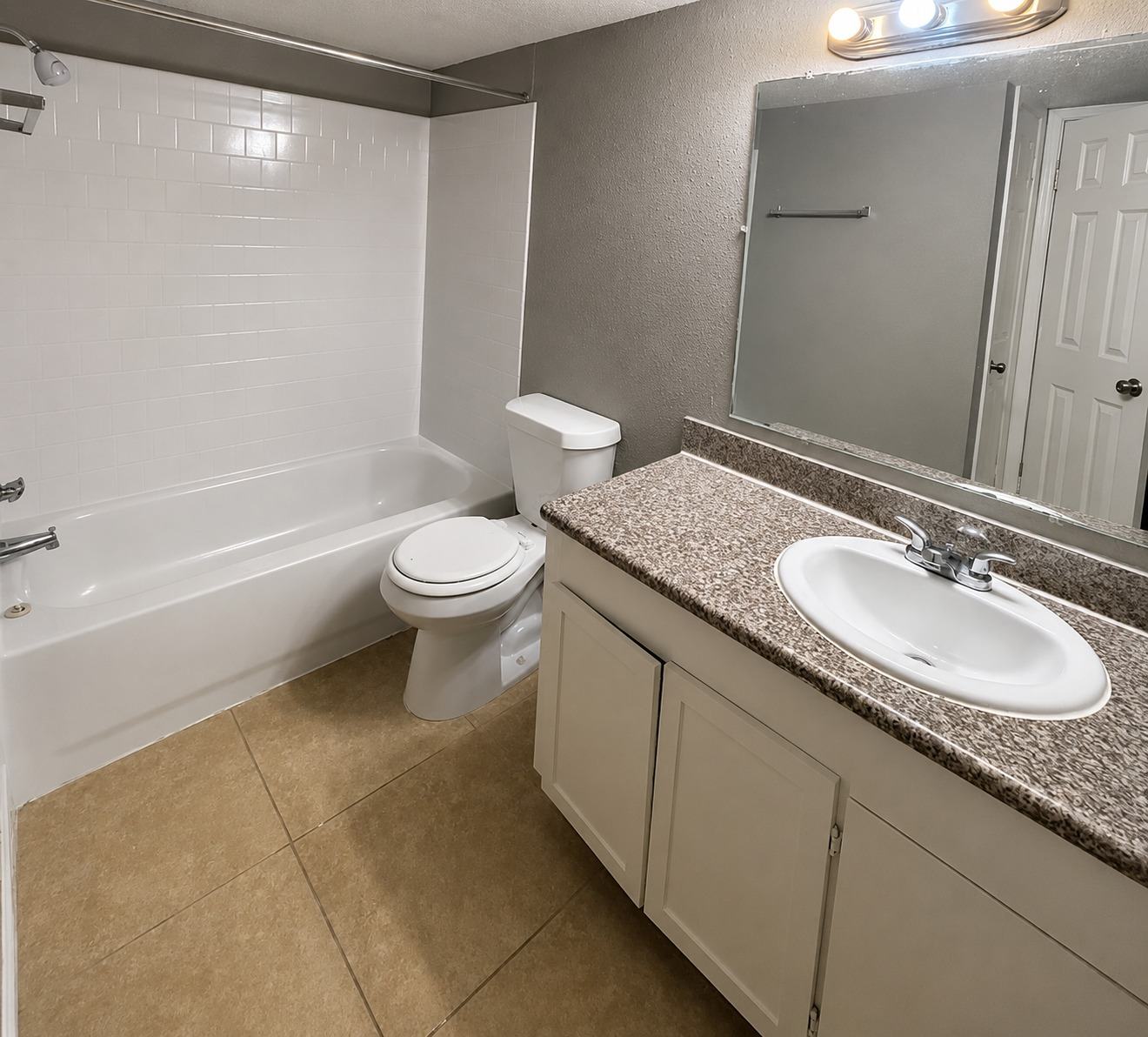 Full Bathroom